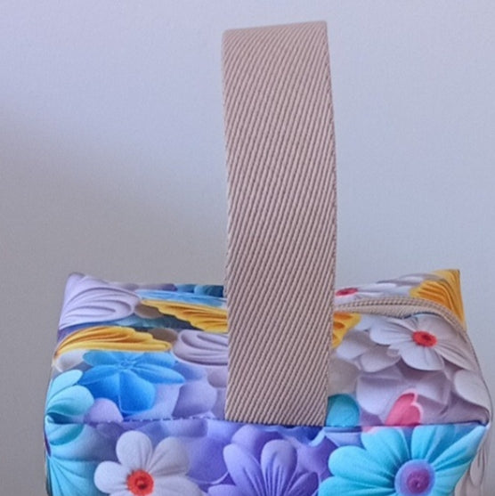 Nécessaire box 01 alça de mão CÓD: NBM 555